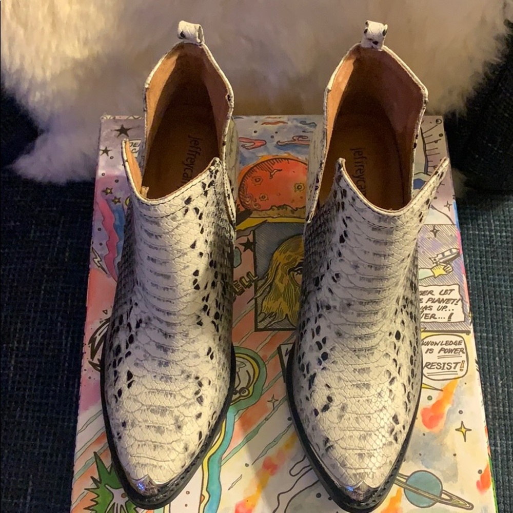 Jeffrey Campbell Cromwell booties